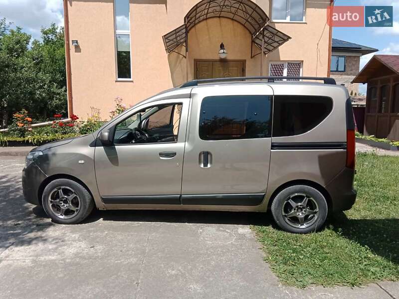 Минивэн Renault Dokker 2014 в Черновцах