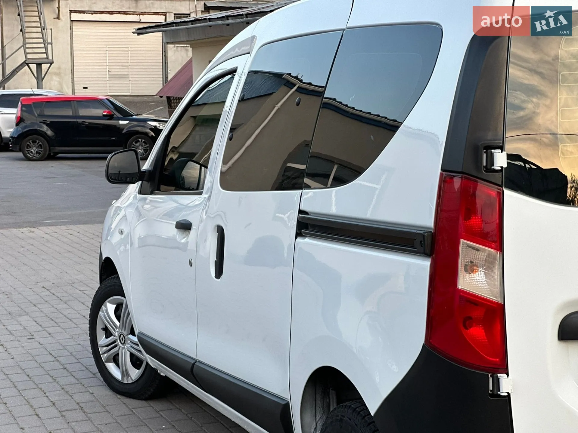 2017 Renault Dokker - мініатюра 9