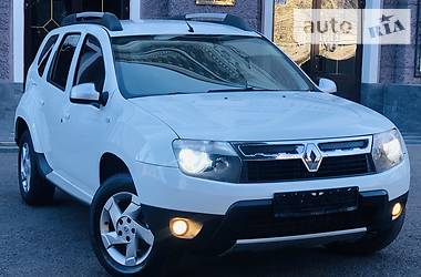 Внедорожник / Кроссовер Renault Duster 2013 в Каменском