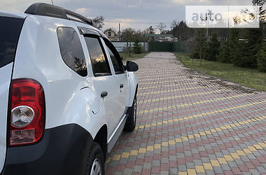 Внедорожник / Кроссовер Renault Duster 2013 в Киеве