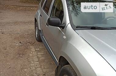 Внедорожник / Кроссовер Renault Duster 2011 в Дружковке