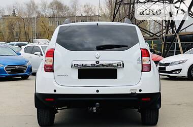 Внедорожник / Кроссовер Renault Duster 2015 в Харькове