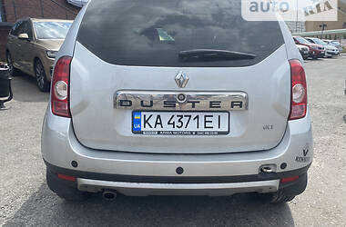 Внедорожник / Кроссовер Renault Duster 2014 в Киеве