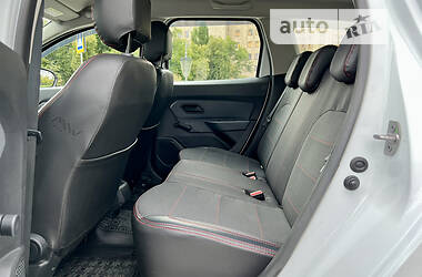 Внедорожник / Кроссовер Renault Duster 2020 в 