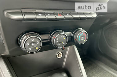 Внедорожник / Кроссовер Renault Duster 2020 в 