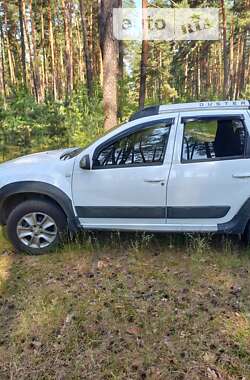 Внедорожник / Кроссовер Renault Duster 2017 в Сумах