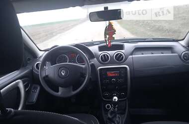 Внедорожник / Кроссовер Renault Duster 2014 в Новой Ушице