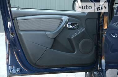Позашляховик / Кросовер Renault Duster 2016 в Сарнах
