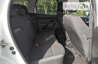 Позашляховик / Кросовер Renault Duster 2020 в 