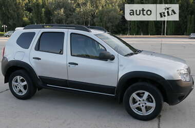 Внедорожник / Кроссовер Renault Duster 2010 в Каневе