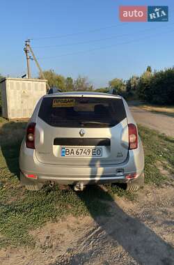 Внедорожник / Кроссовер Renault Duster 2011 в Смолином