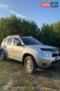 Внедорожник / Кроссовер Renault Duster 2011 в Смолином