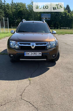 Внедорожник / Кроссовер Renault Duster 2012 в Олевске