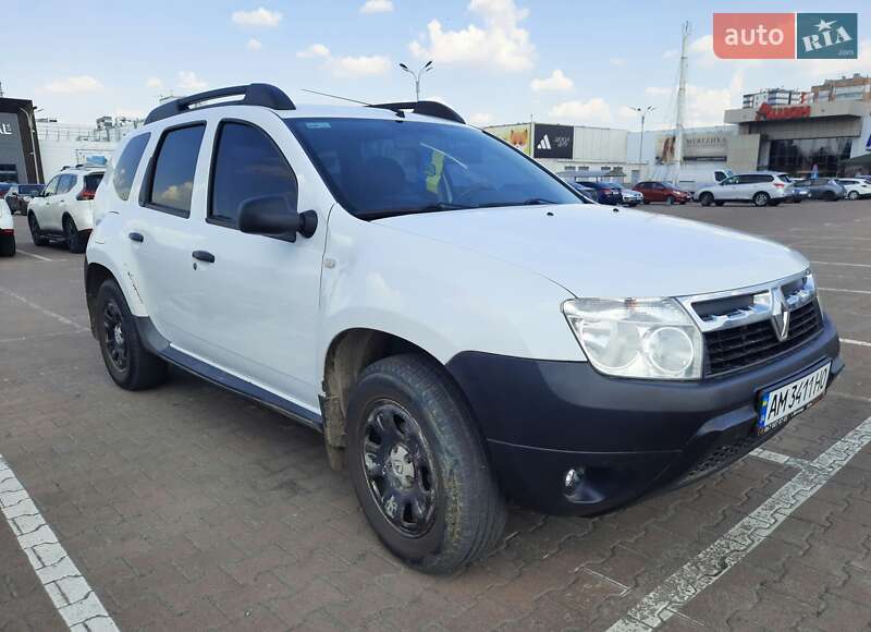 Внедорожник / Кроссовер Renault Duster 2013 в 