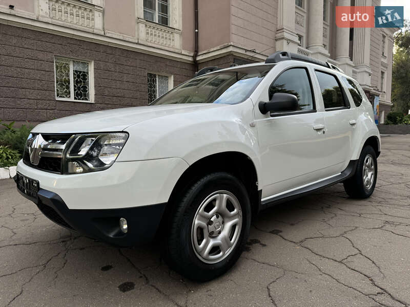 Внедорожник / Кроссовер Renault Duster 2017 в Каменском