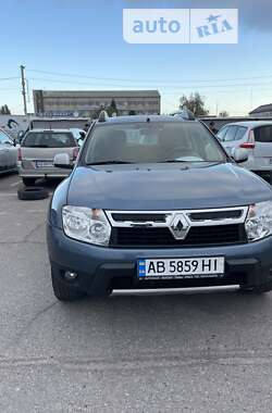 Внедорожник / Кроссовер Renault Duster 2010 в Немирове