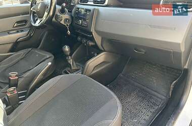 Внедорожник / Кроссовер Renault Duster 2018 в 