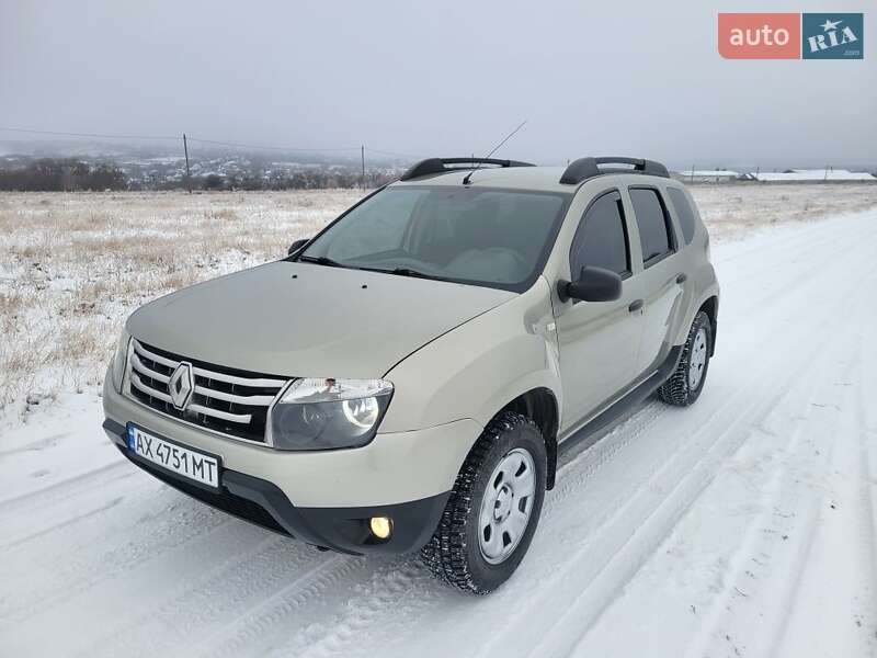 Внедорожник / Кроссовер Renault Duster 2014 в Харькове