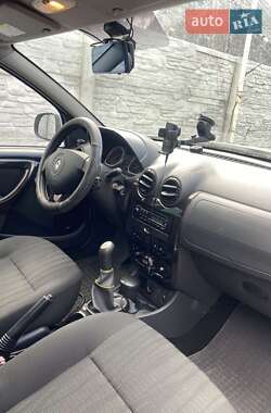 Внедорожник / Кроссовер Renault Duster 2011 в Кременчуге