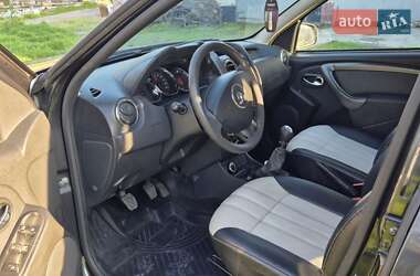 Позашляховик / Кросовер Renault Duster 2016 в 