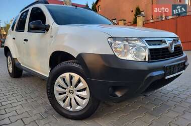 Позашляховик / Кросовер Renault Duster 2013 в 