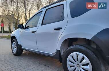Позашляховик / Кросовер Renault Duster 2013 в 