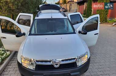 Позашляховик / Кросовер Renault Duster 2013 в 