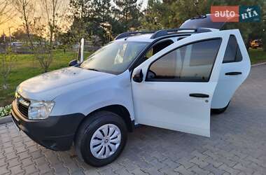 Позашляховик / Кросовер Renault Duster 2013 в 