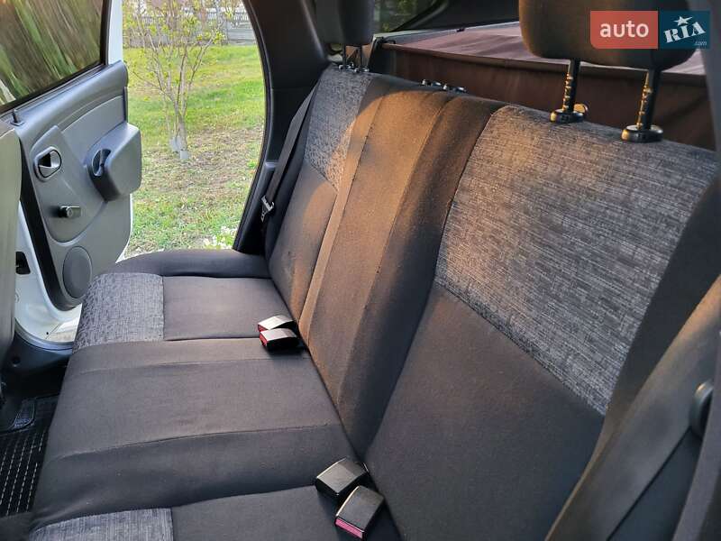 Позашляховик / Кросовер Renault Duster 2013 в Хмельницькому