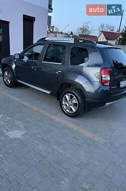 Внедорожник / Кроссовер Renault Duster 2016 в 
