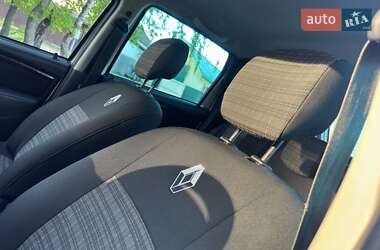 Внедорожник / Кроссовер Renault Duster 2011 в 