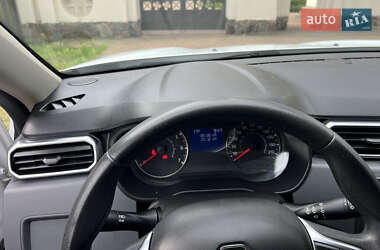 Внедорожник / Кроссовер Renault Duster 2018 в 