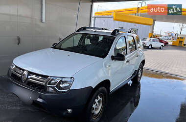 Внедорожник / Кроссовер Renault Duster 2017 в 