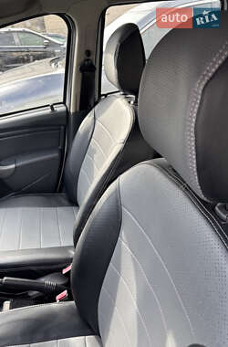 Внедорожник / Кроссовер Renault Duster 2017 в 