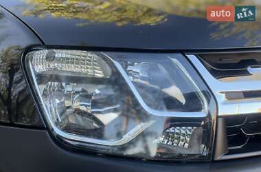 Внедорожник / Кроссовер Renault Duster 2015 в 
