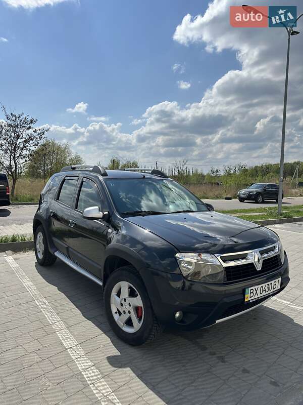 Позашляховик / Кросовер Renault Duster 2012 в 