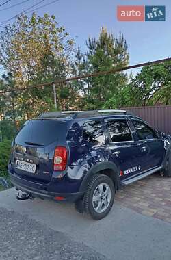 Внедорожник / Кроссовер Renault Duster 2012 в 