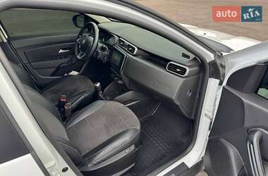 Внедорожник / Кроссовер Renault Duster 2023 в 