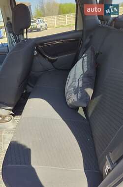 Внедорожник / Кроссовер Renault Duster 2012 в 