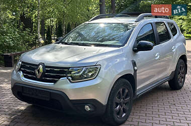 Позашляховик / Кросовер Renault Duster 2021 в 