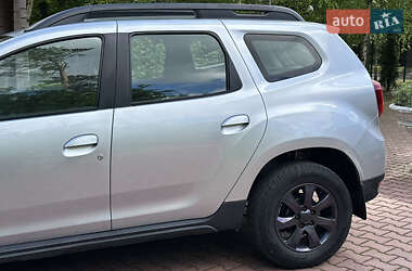 Позашляховик / Кросовер Renault Duster 2021 в 