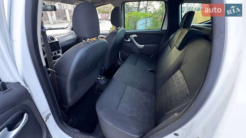 Внедорожник / Кроссовер Renault Duster 2014 в Каневе