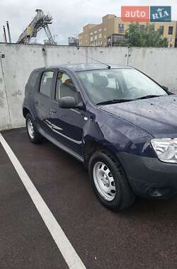 Позашляховик / Кросовер Renault Duster 2011 в 