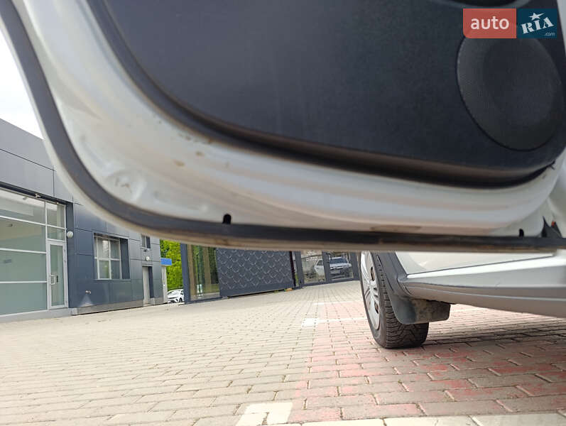 Внедорожник / Кроссовер Renault Duster 2017 в Харькове фото 4 Внедорожник / Кроссовер Renault Duster 2017 в Харькове