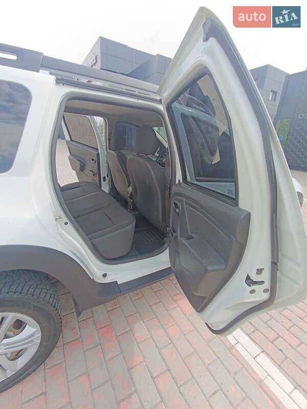 Внедорожник / Кроссовер Renault Duster 2017 в Харькове фото 12 Внедорожник / Кроссовер Renault Duster 2017 в Харькове