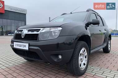 Внедорожник / Кроссовер Renault Duster 2013 в 