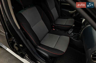 Внедорожник / Кроссовер Renault Duster 2012 в 