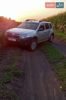 Внедорожник / Кроссовер Renault Duster 2011 в 