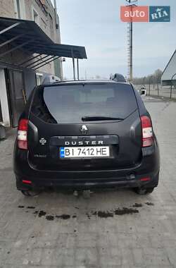 Внедорожник / Кроссовер Renault Duster 2015 в 