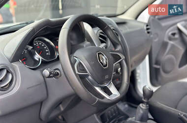 Внедорожник / Кроссовер Renault Duster 2017 в 